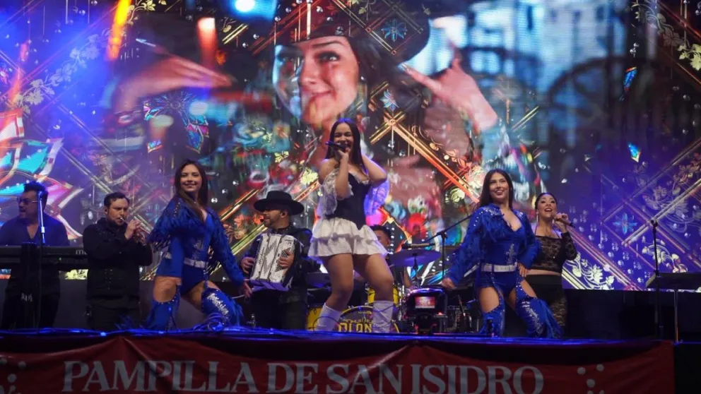 Vicuña cerró el 18 Chico de San Isidro con más de 10 mil asistentes